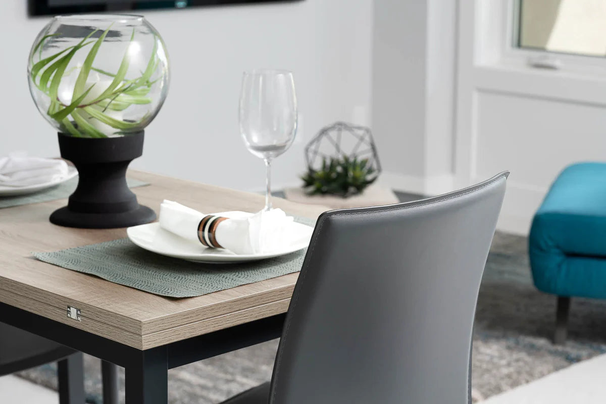 木 枱
日本伸縮餐枱